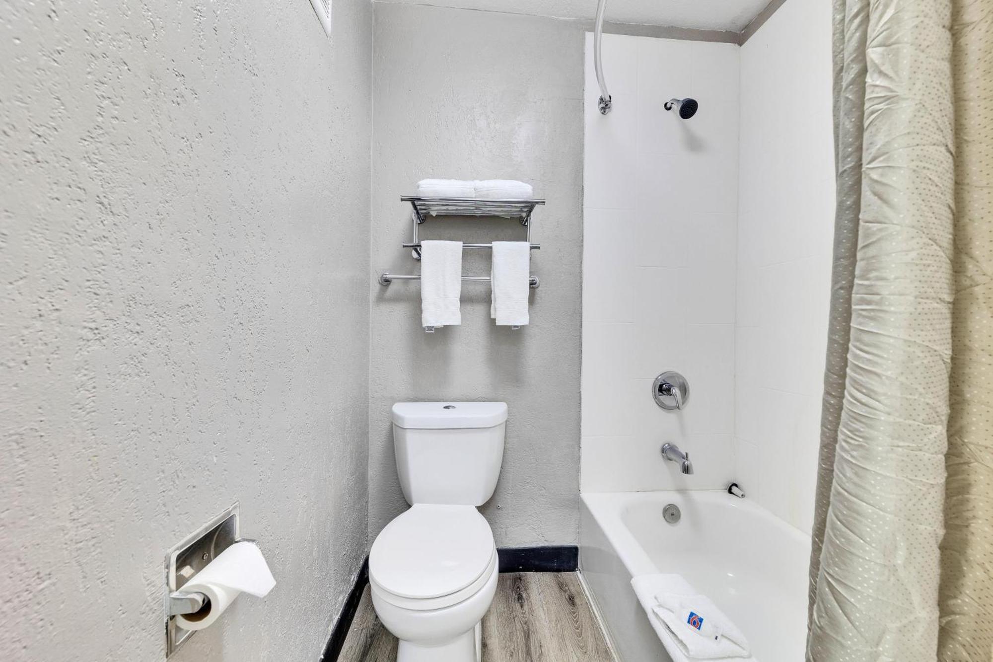 Motel 6-Austin, Tx - Airport - South Ngoại thất bức ảnh